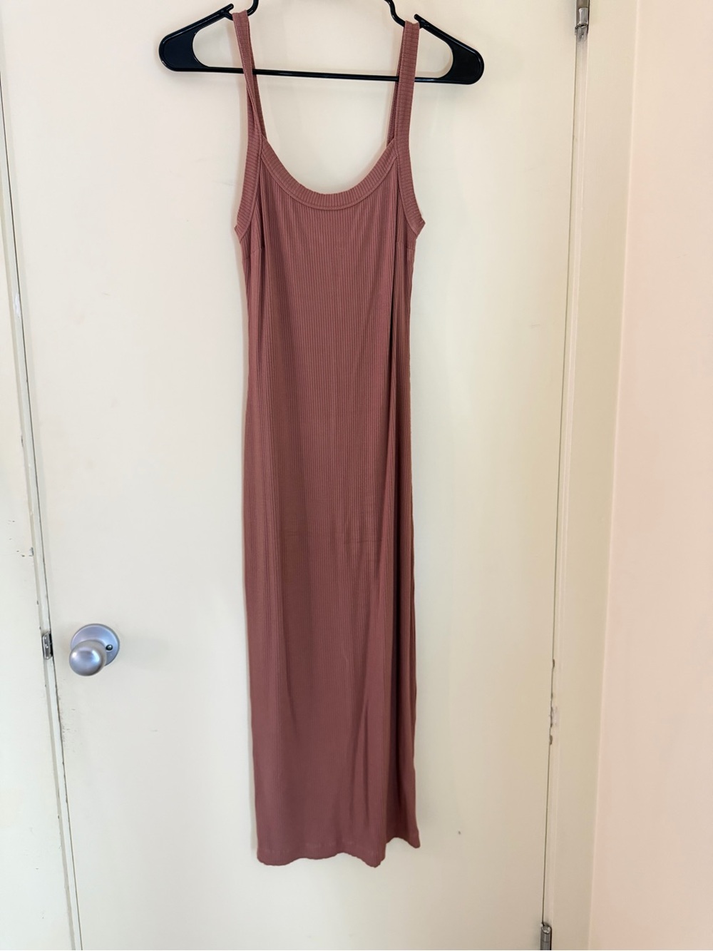 Dynamite Ribbed Maxi Dress in Dusty Rose